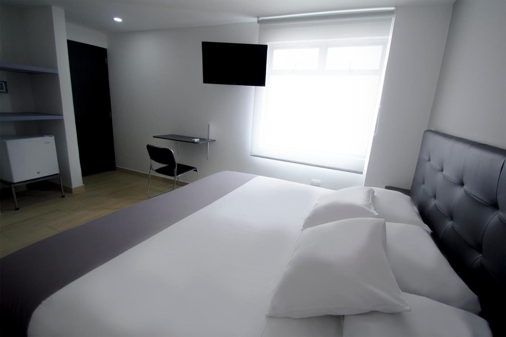 Element Hotel Medellin Room photo