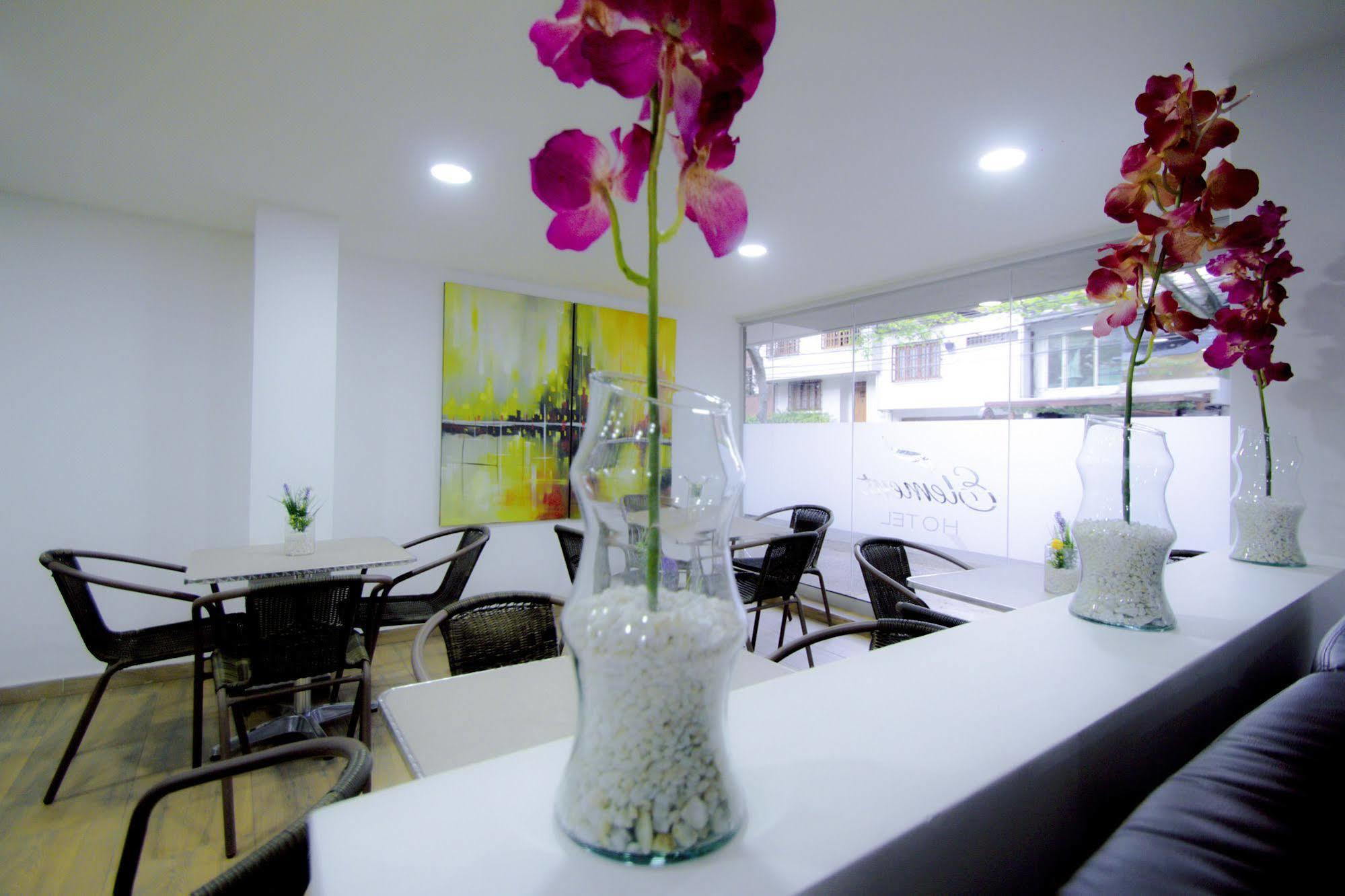 Element Hotel Medellin Exterior photo