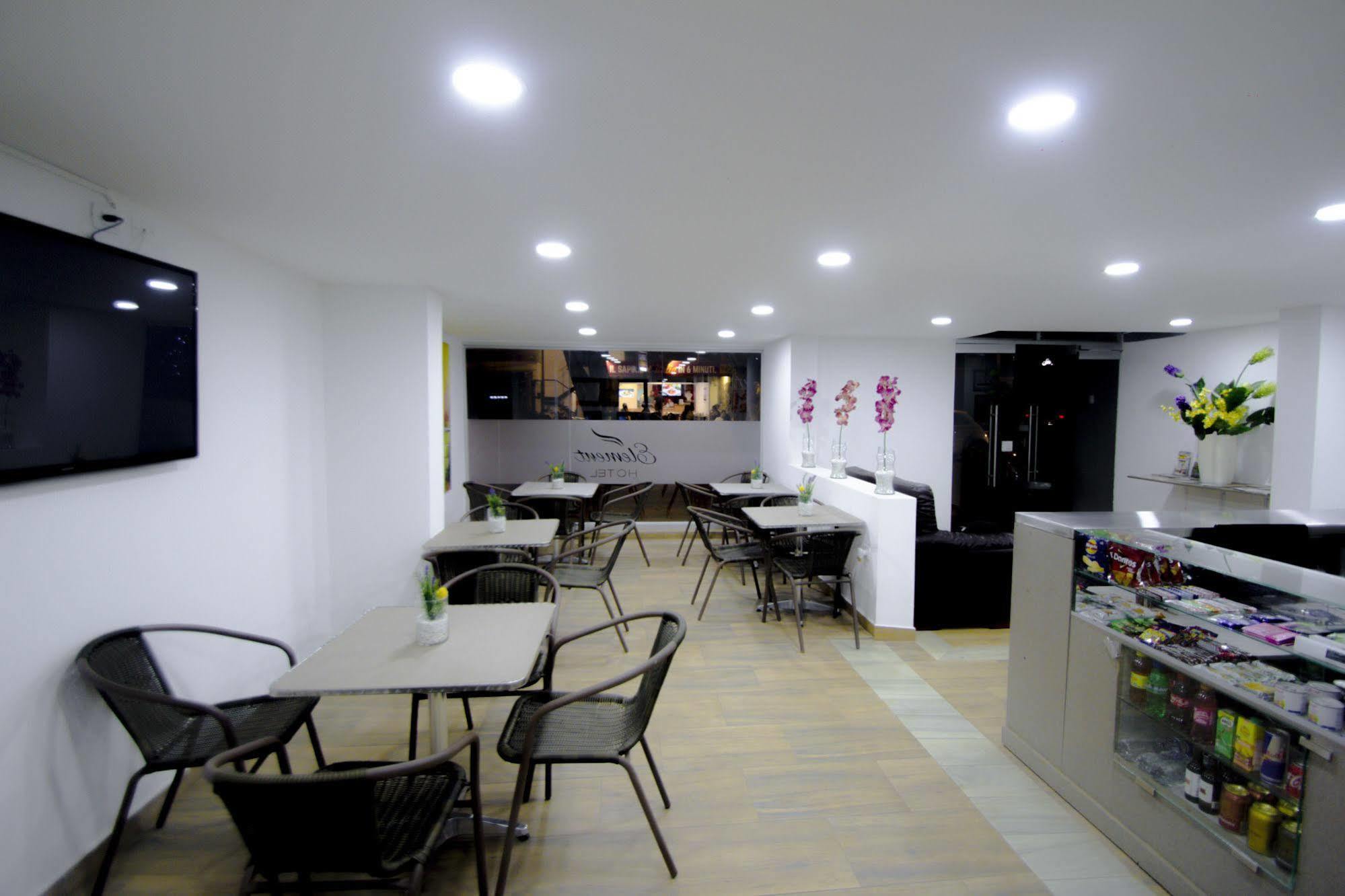 Element Hotel Medellin Exterior photo